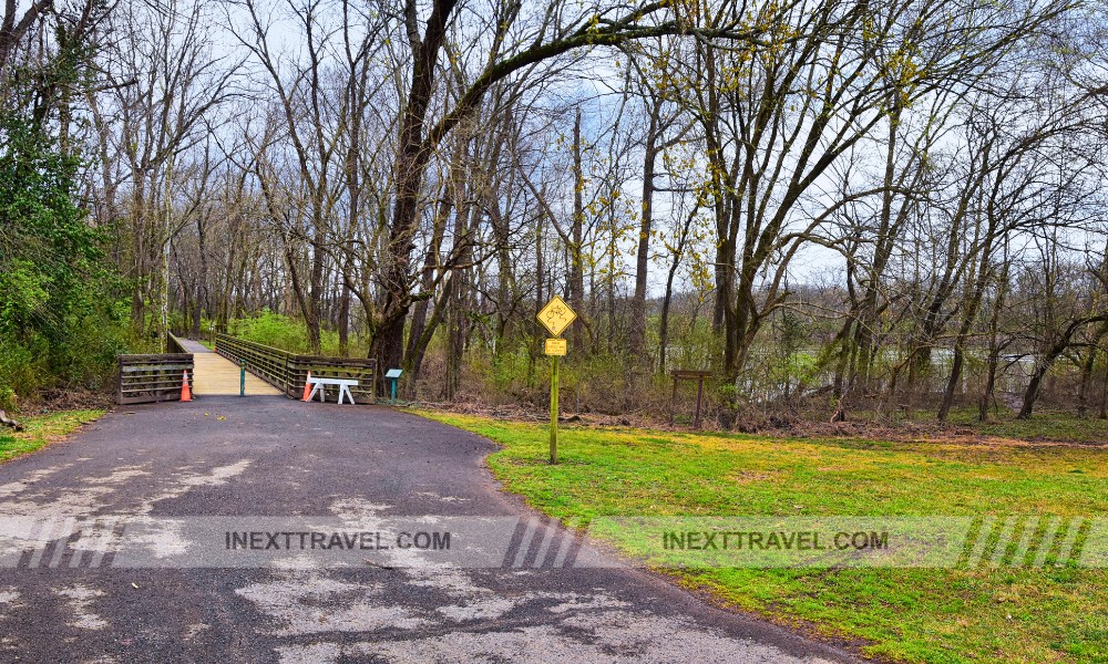 Shelby Bottoms Greenway and Nature Park