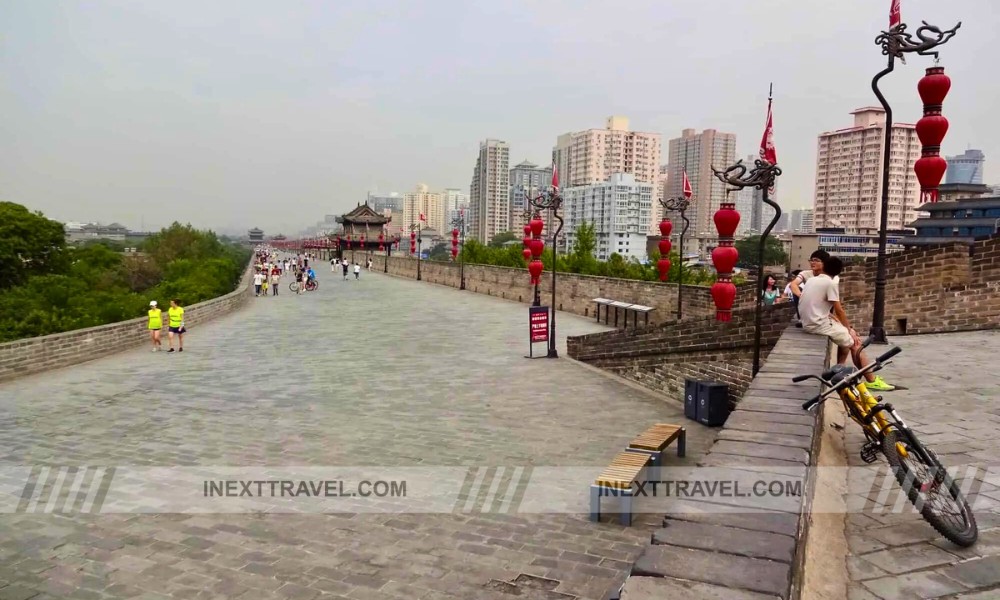 Discover the Ancient City of Chang'an at the Tang Dynasty City Wall Ruins Park