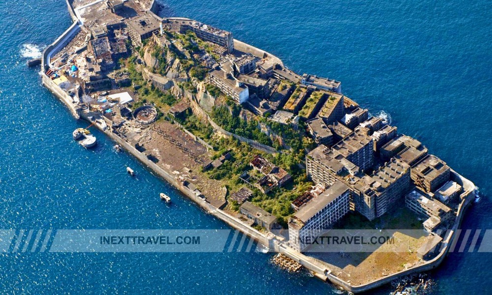 Gunkanjima (Hashima Island)