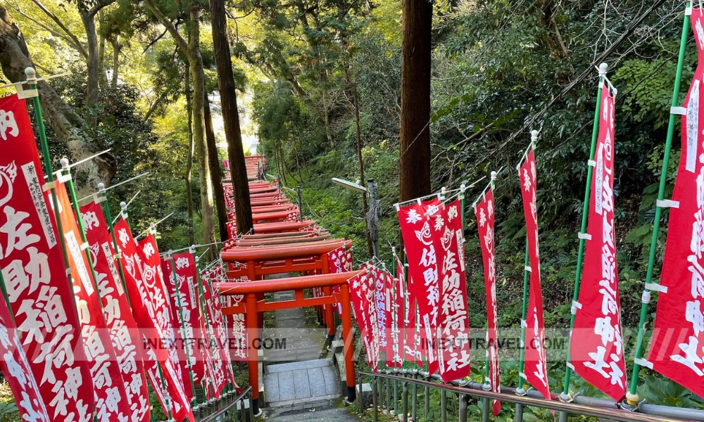 Sasuke Inari Shrine Kamakura