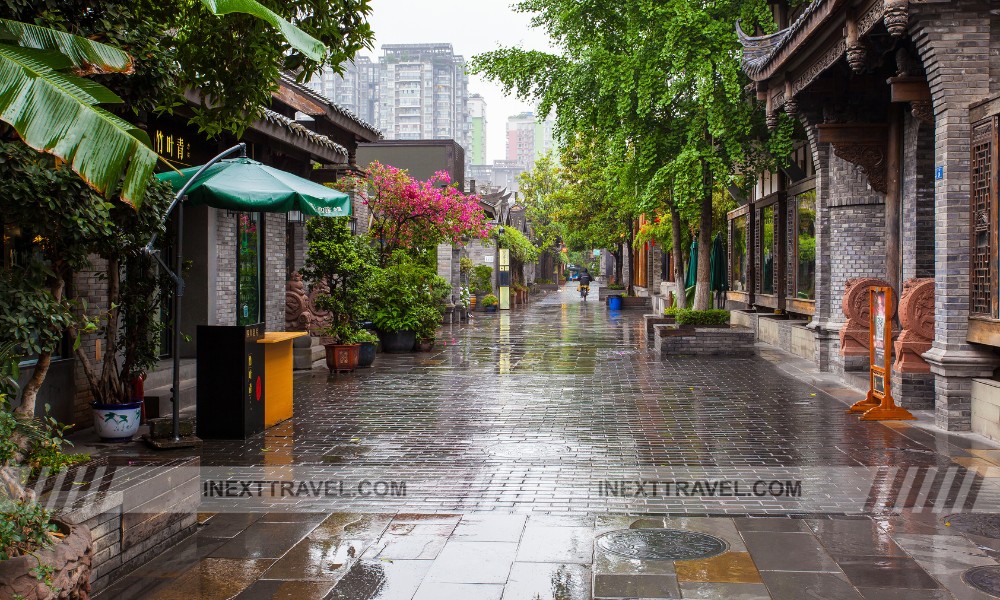 Stroll Through Kuanzhai Alley