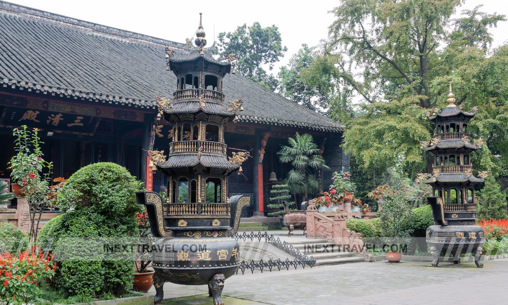 Visit the Wuhou Memorial Temple