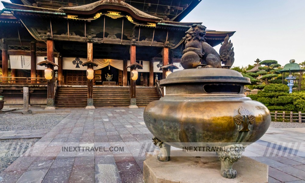 Zenkoji Temple Nagano